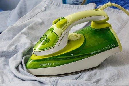 Philips GC1920/28 1440-Watt Non-Stick Soleplate Steam Iron