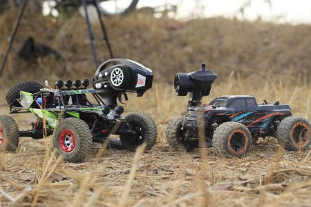 ਰਿਮੋਟ ਕੰਟਰੋਲ ਟਰੈਕਟਰ